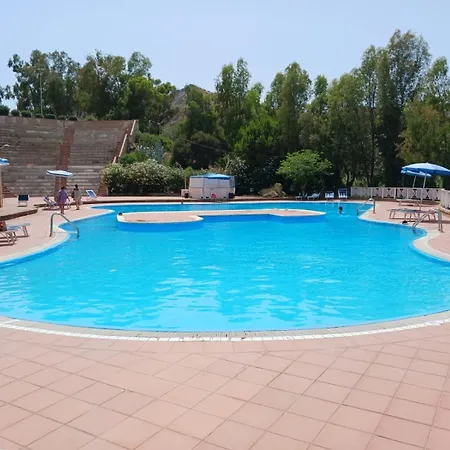 Couette-café Grenilù Sea 4*