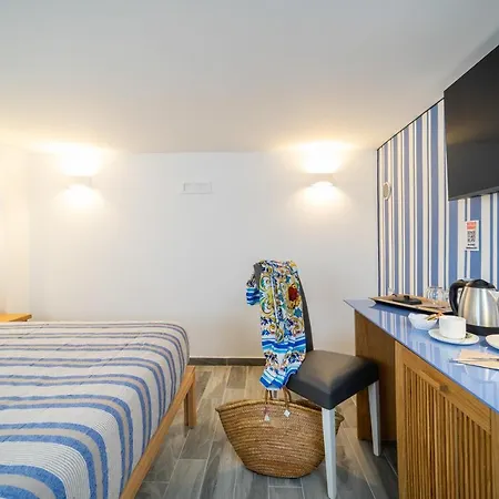 Grenilu Sea 4*