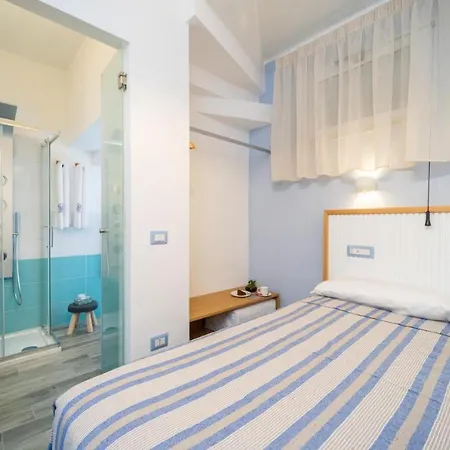 Bed & Breakfast Grenilu Sea 4*