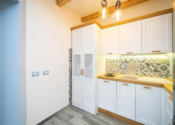 Grenilu Sea 4* קרוטונה