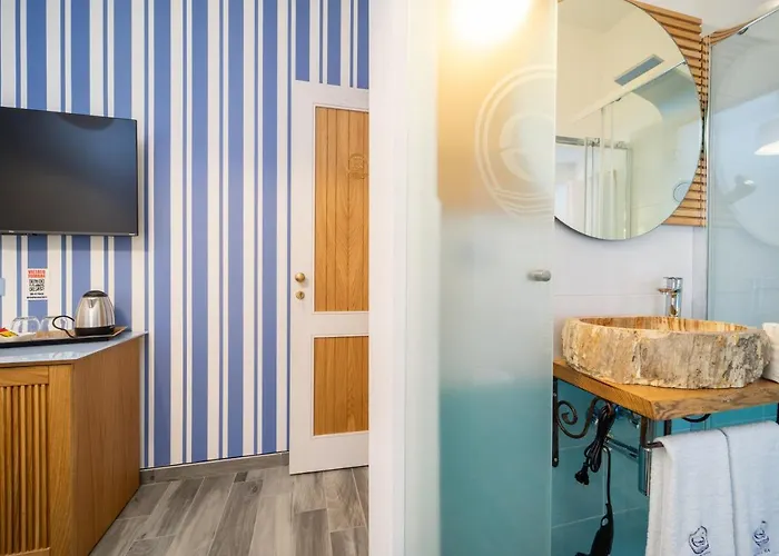 Grenilu Sea לינה וארוחת בוקר קרוטונה