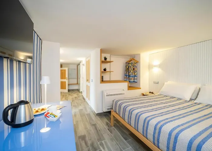 Alojamento de Acomodação e Pequeno-almoço Grenilu Sea Crotone